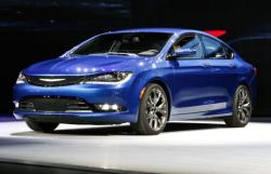 2015 Chrysler 200: The Ultimate Power Machine Now More Advanced