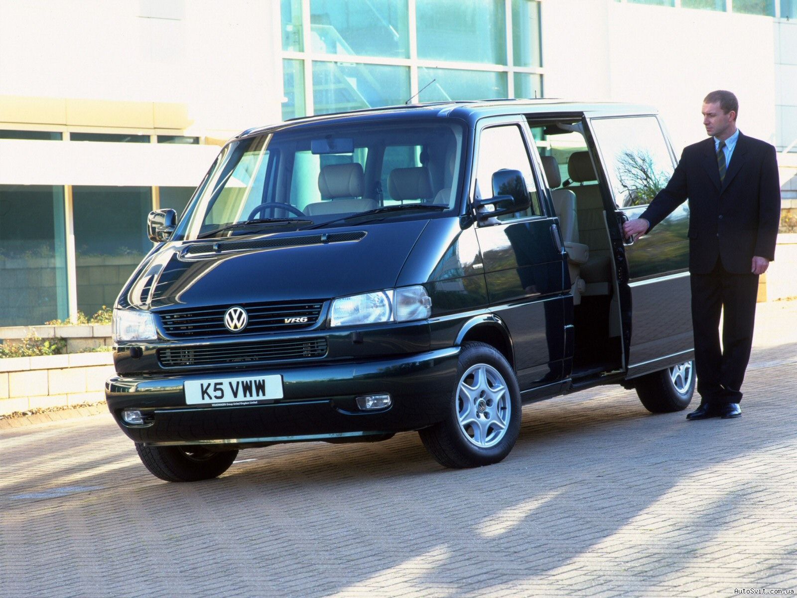 VOLKSWAGEN TRANSPORTER (T4) Review and photos