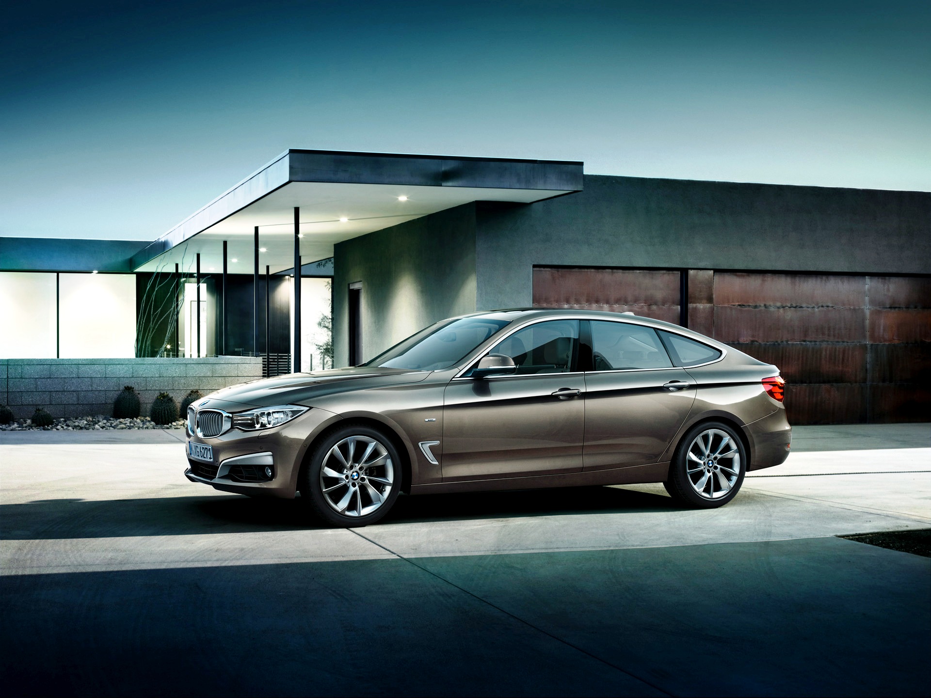 BMW 3 COMPACT brown