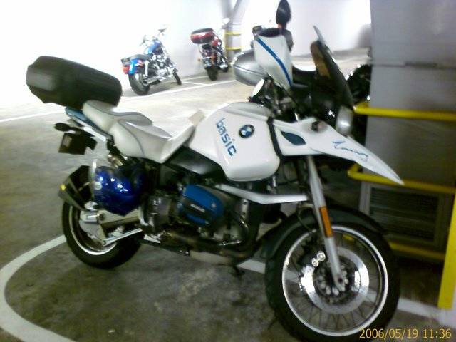 BMW R 1100 white