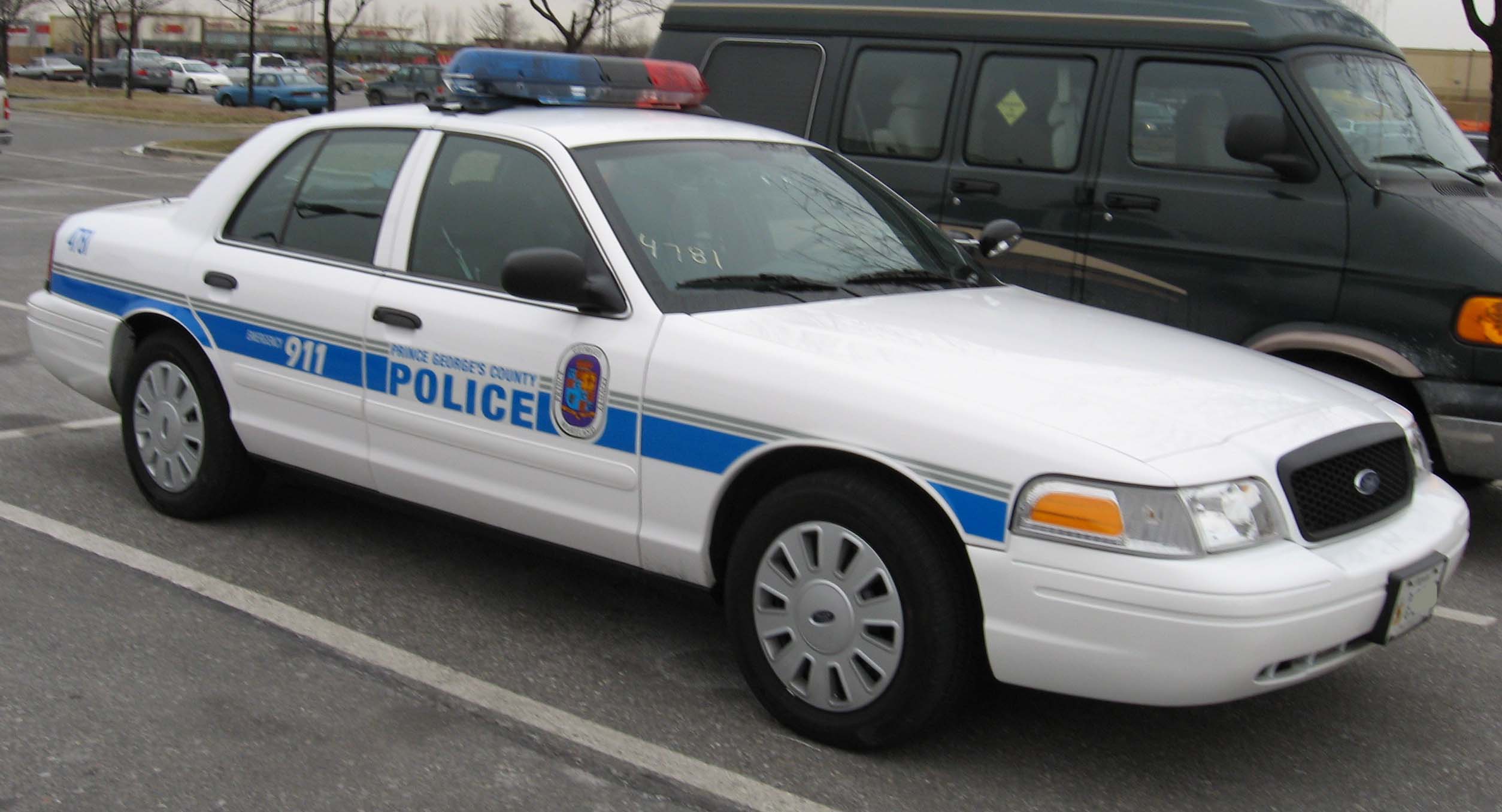 FORD CROWN POLICE