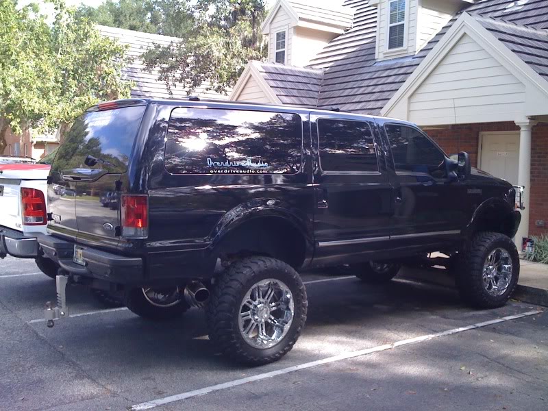 FORD EXCURSION 4X4 silver