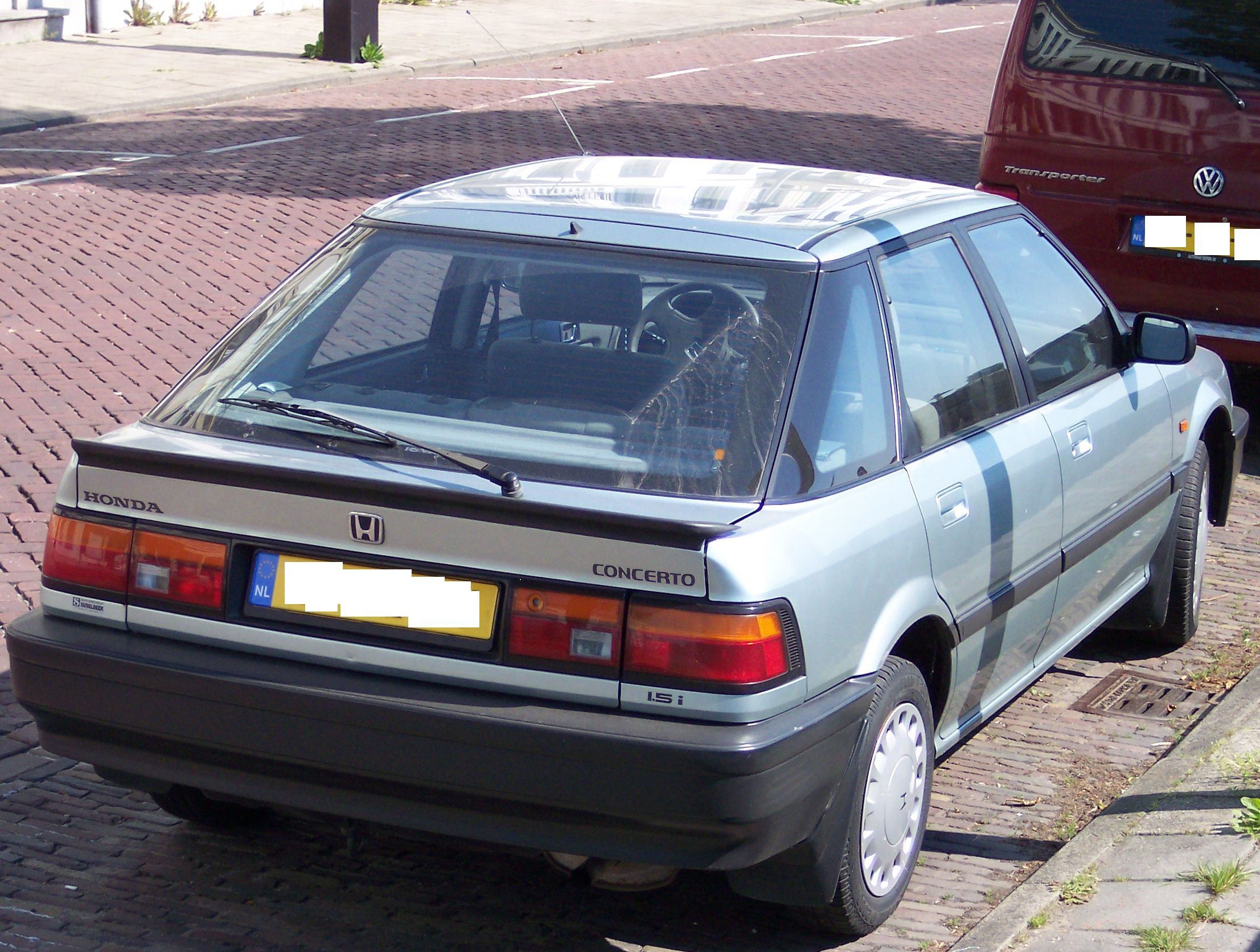 HONDA CONCERTO Review and photos