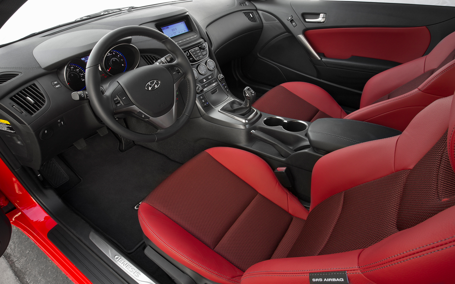 HYUNDAI GENESIS COUPE Hyundai genesis coupe interior 17 jpg