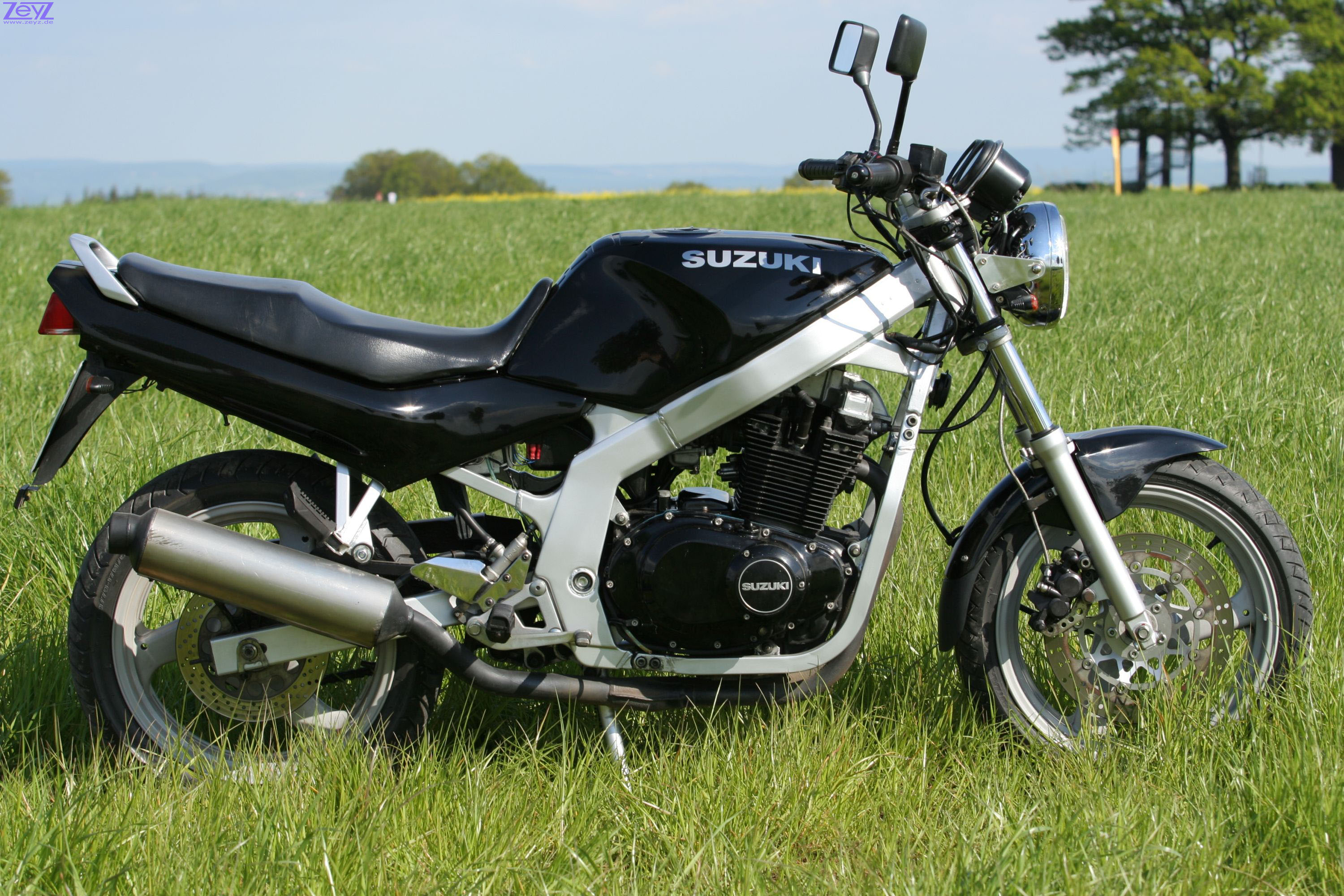 SUZUKI GS 500 E suzukigs500e_key_13.jpg