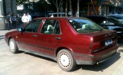 LANCIA THEMA 2.0 IE red