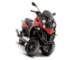 The Gilera FUOCO 3-wheel Scooter Motorbike is here