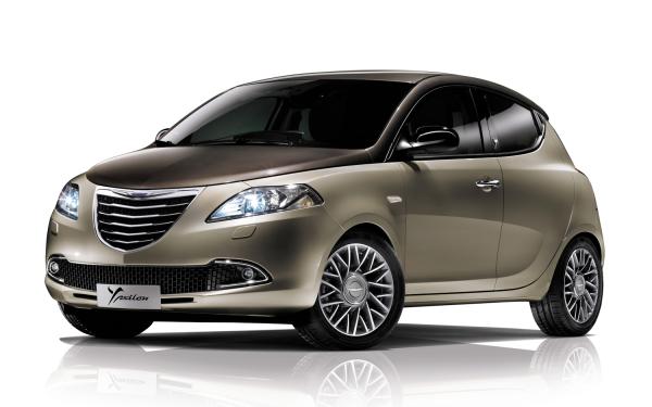 2014 Chrysler Ypsilon Comes Out To Be A Powerful Model In Its Series
