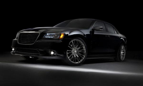 Chrysler 300C John Varvatos Limited Edition Comes back in 2014 with an additional AWD 