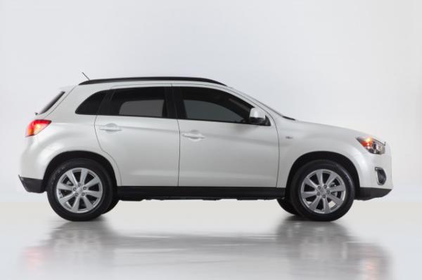 Mistubishi Enhances The Outlander Sport	