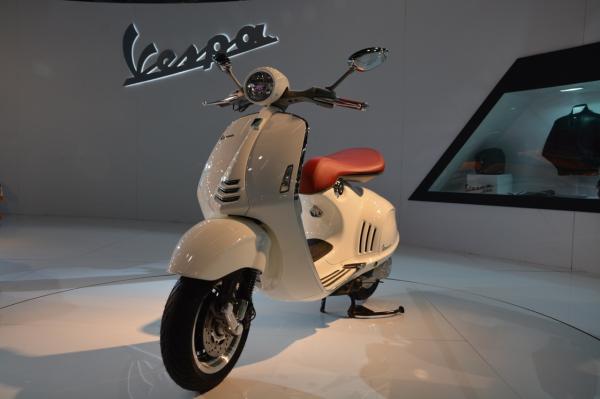 New Vespa S And 946 Showcased To The Public