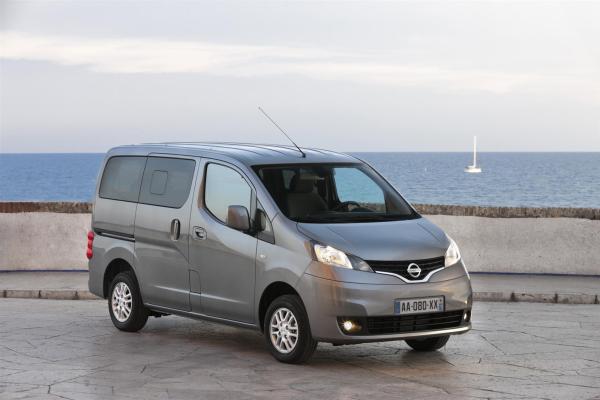 The New Featured Evalia Introduced by Nissan