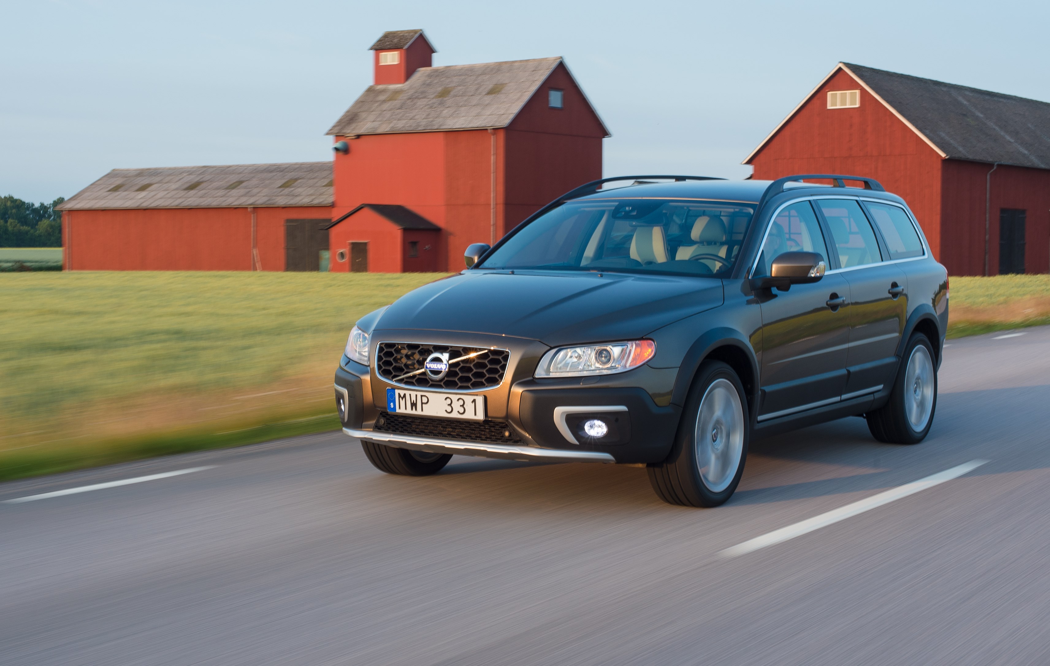 Купить вольво хс70 в москве. Volvo xc70. Volvo xc70 2014. Вольво хс70 2013. Вольво хс70 универсал.