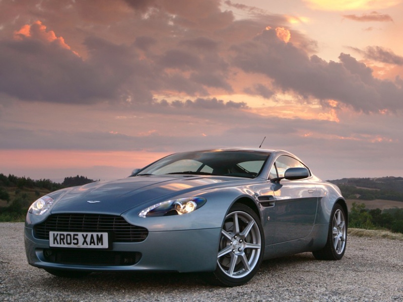 http://www.roadsmile.com/images/aston-martin-v8-vantage_key_11.jpg