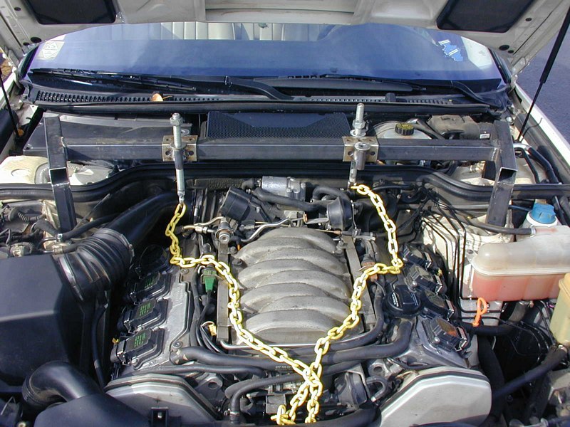 AUDI A8 engine