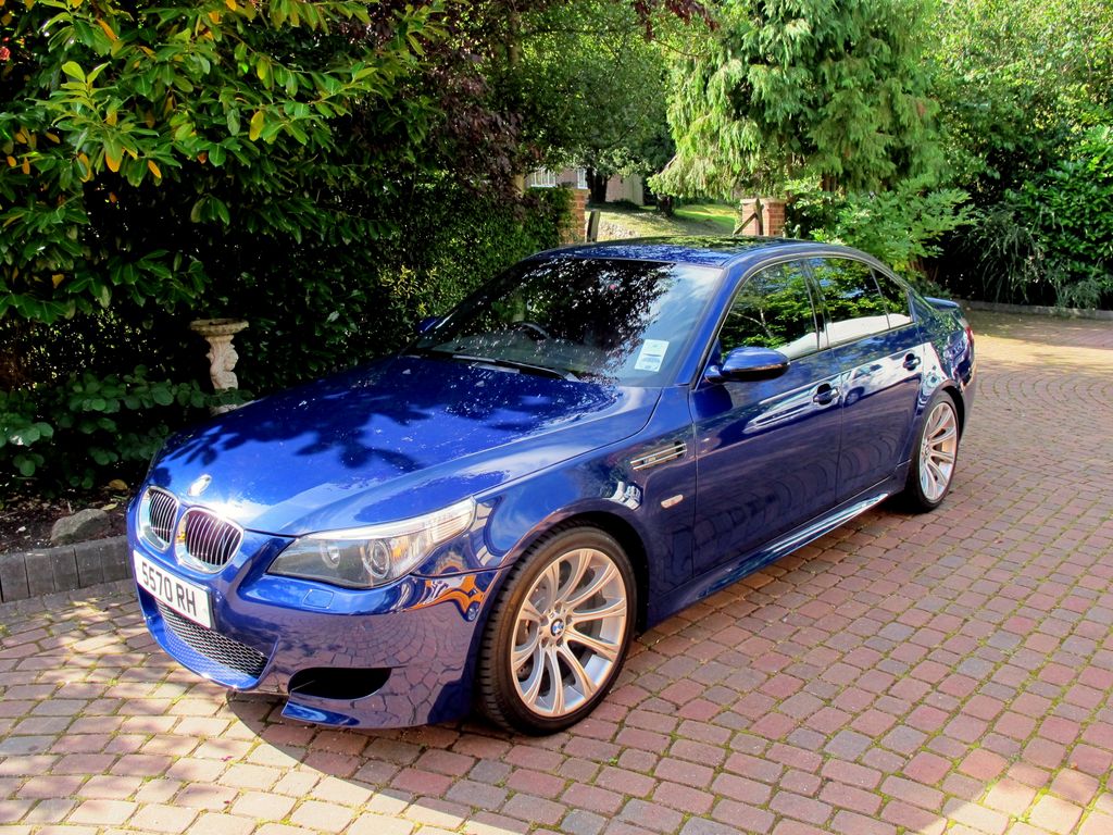 BMW M5 blue