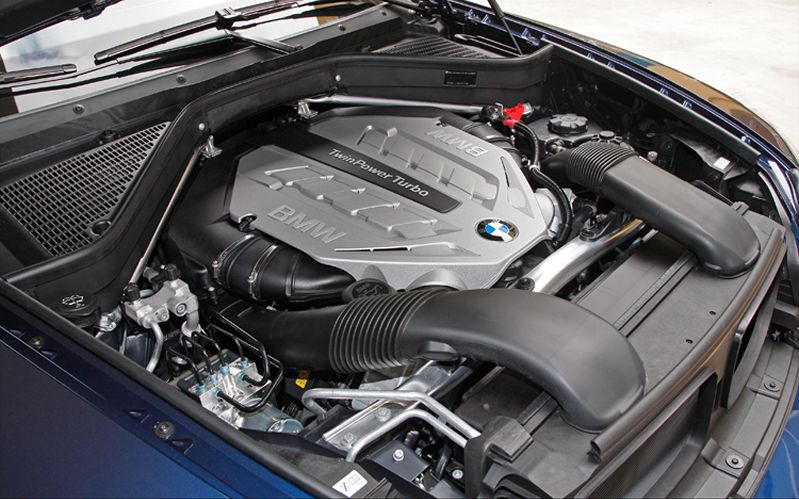 BMW X5 engine