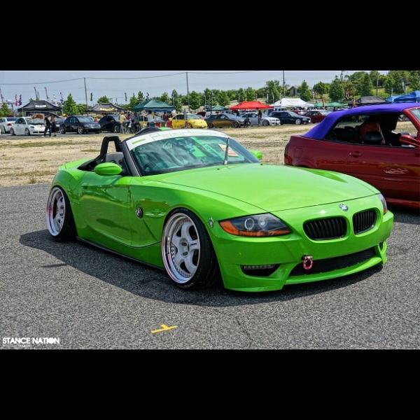 BMW Z4 green