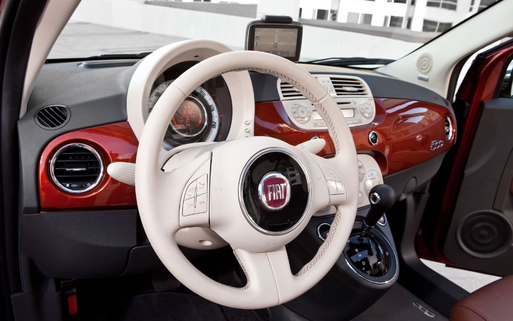 FIAT 500 interior