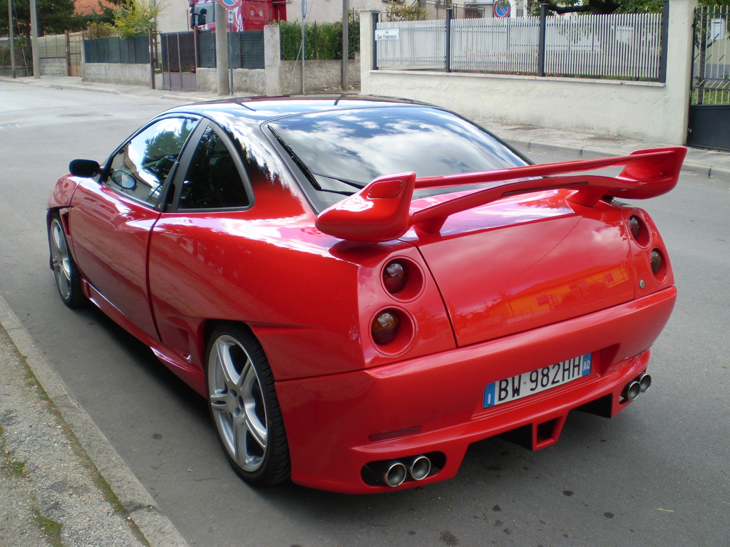 FIAT COUPE red
