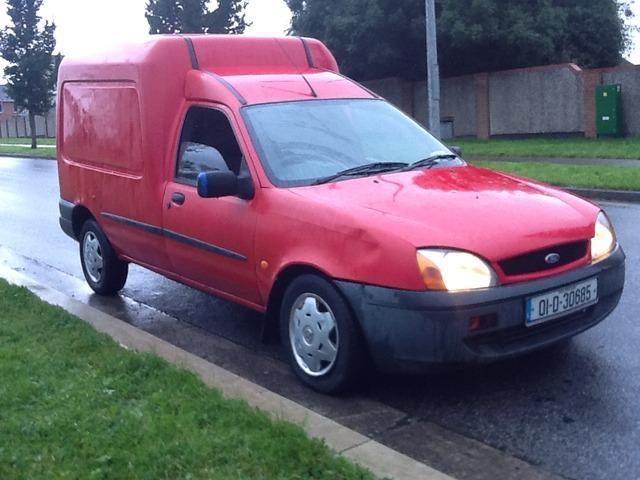FORD COURIER 1.8 green