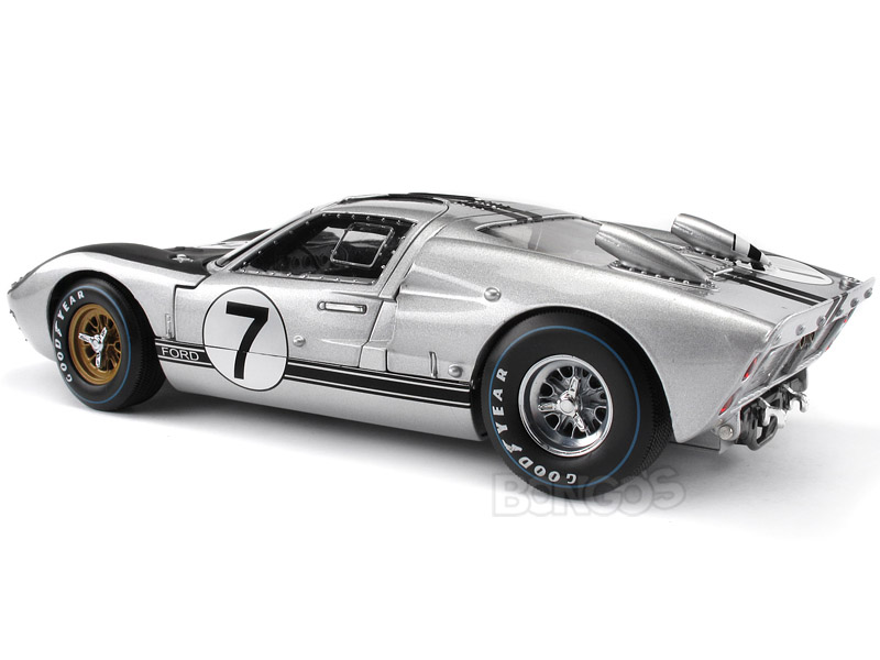 FORD GT 40 silver