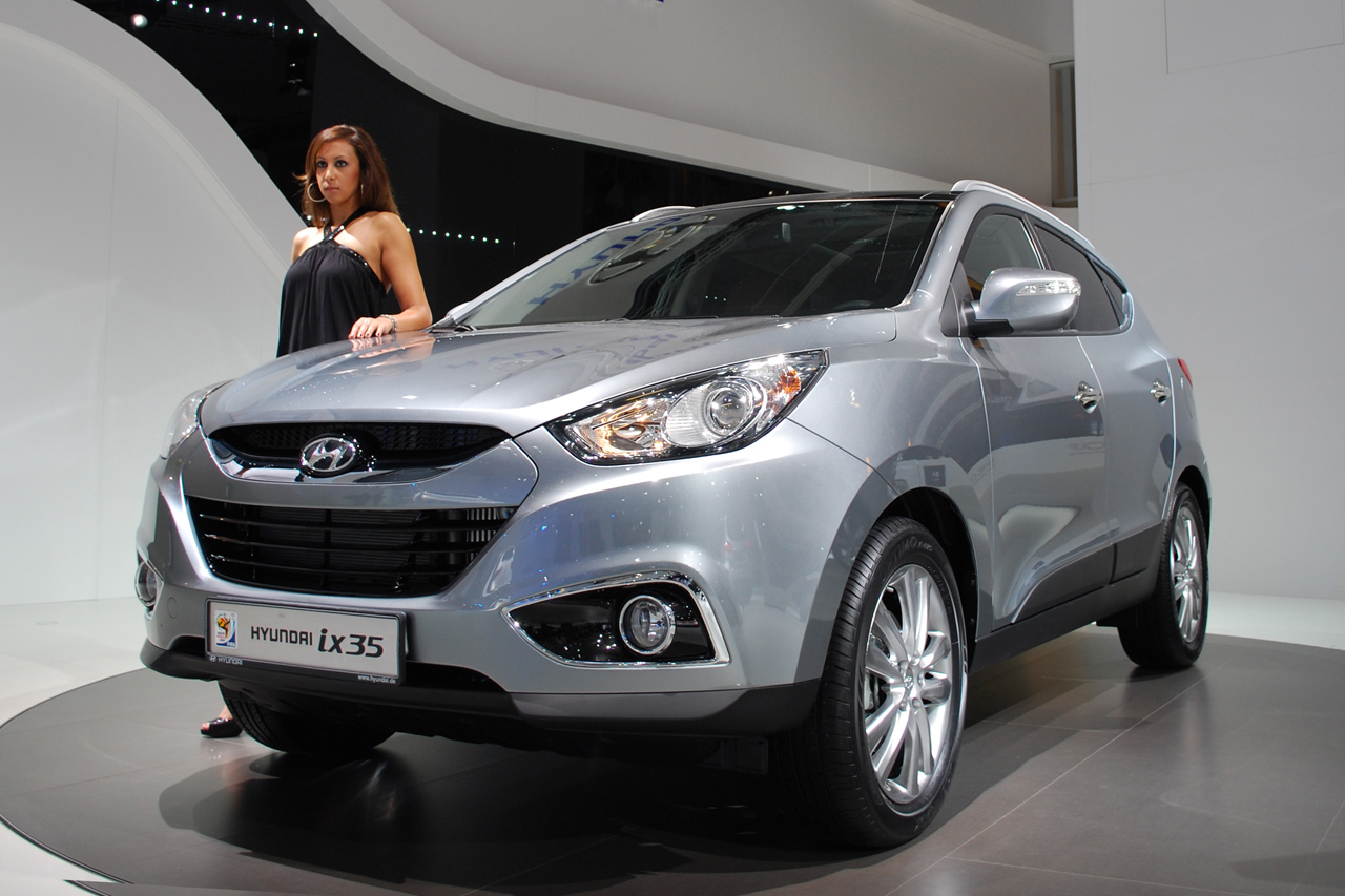 HYUNDAI IX35 blue