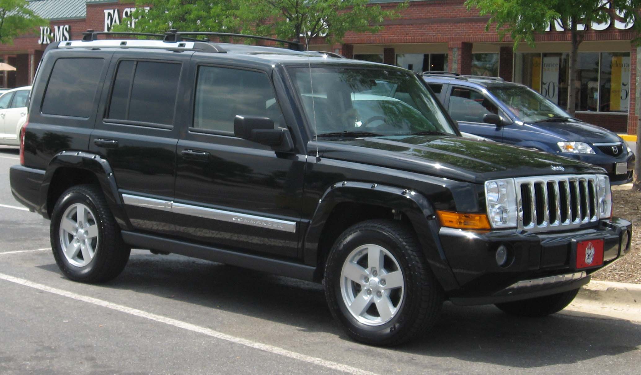 JEEP COMMANDER red