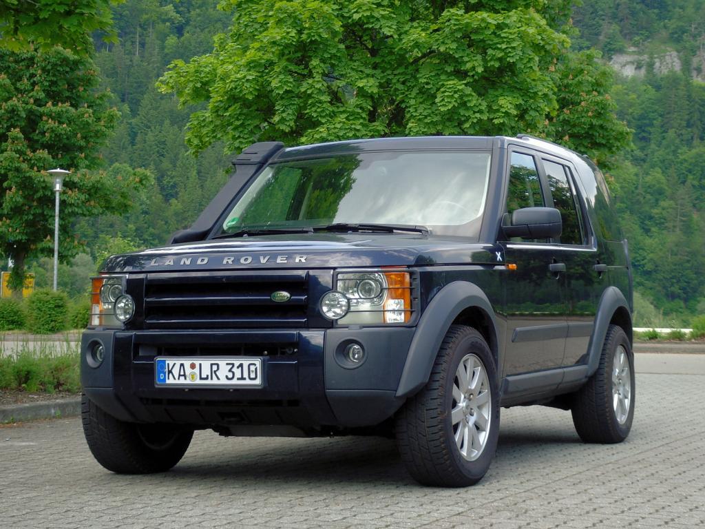 LAND ROVER DISCOVERY blue