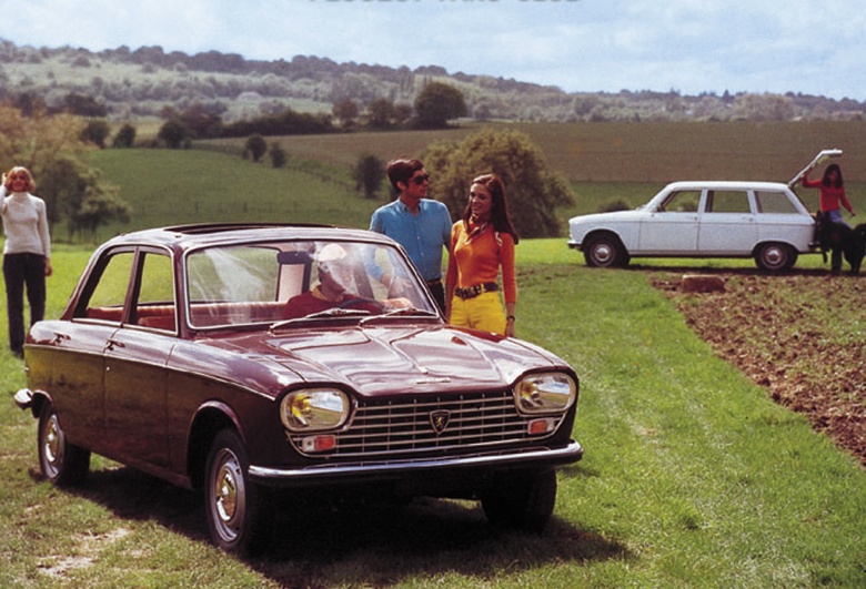 PEUGEOT 204 red