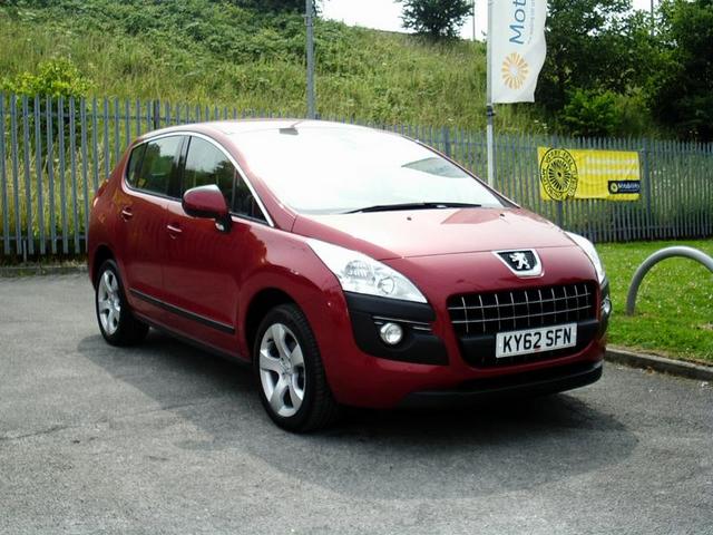 PEUGEOT 3008 1.6 red