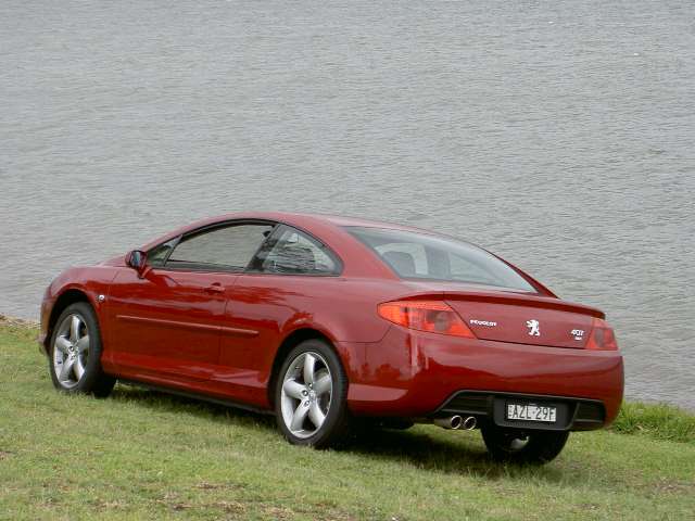PEUGEOT 407 red