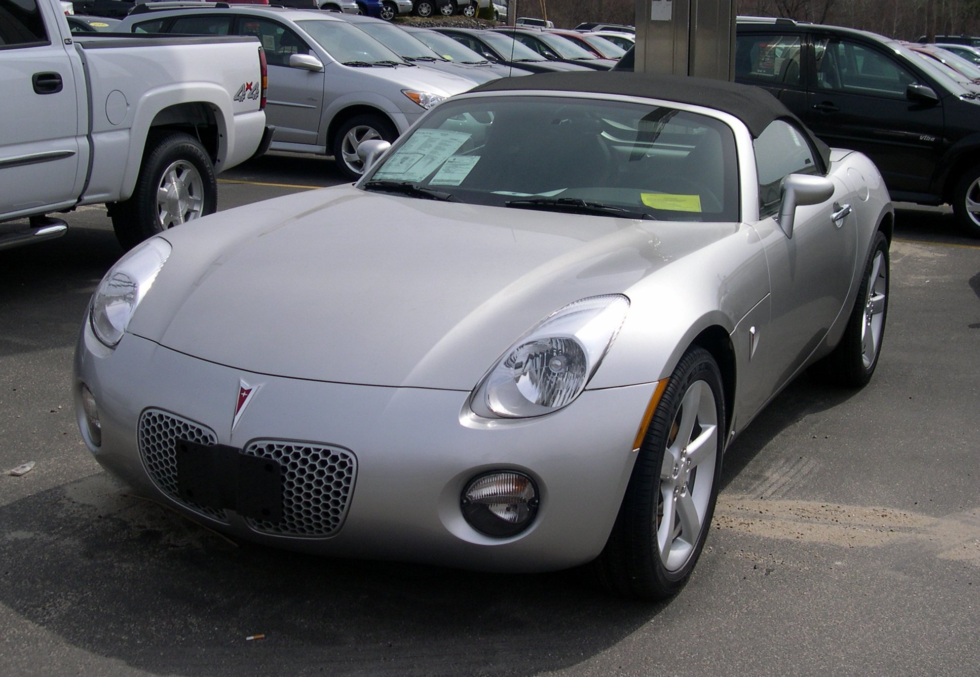 Pontiac solstice. Pontiac Solstice 2006. Понтиак Солтис 2007. Понтиак Солстис 2006-. Pontiac Solstice GXP 2006.