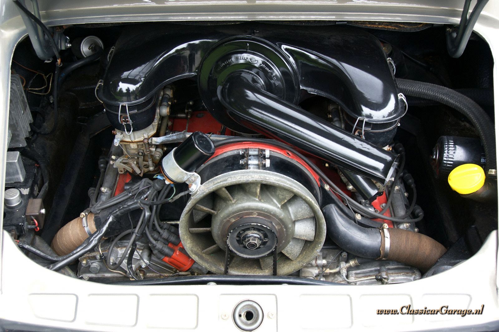PORSCHE 911 engine