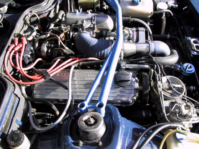 PORSCHE 924 CARRERA GTS engine