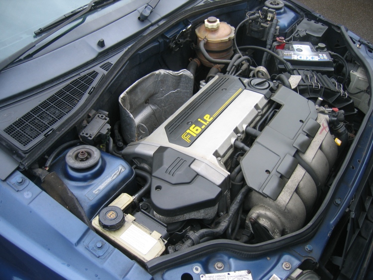 RENAULT CLIO engine