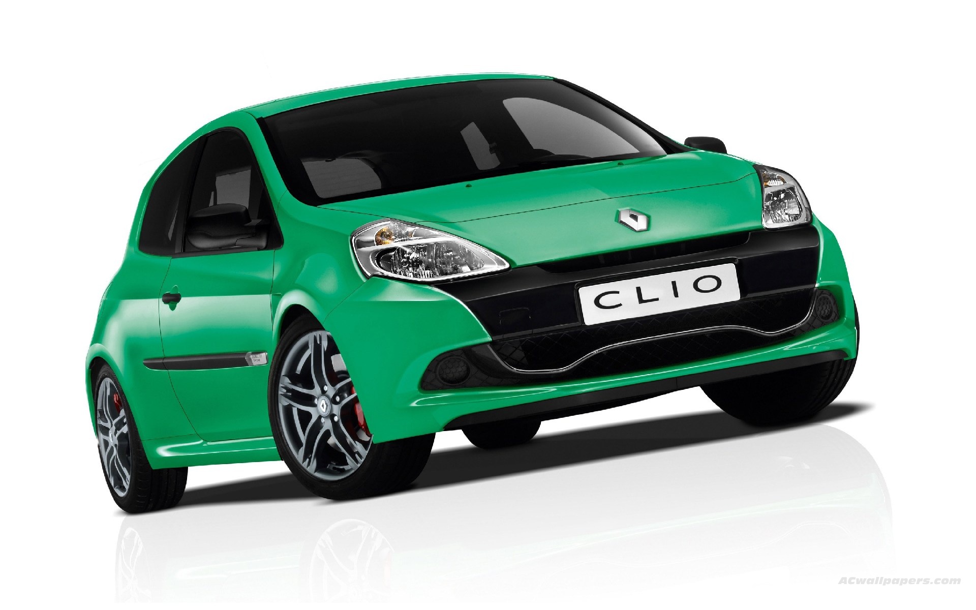 RENAULT CLIO green