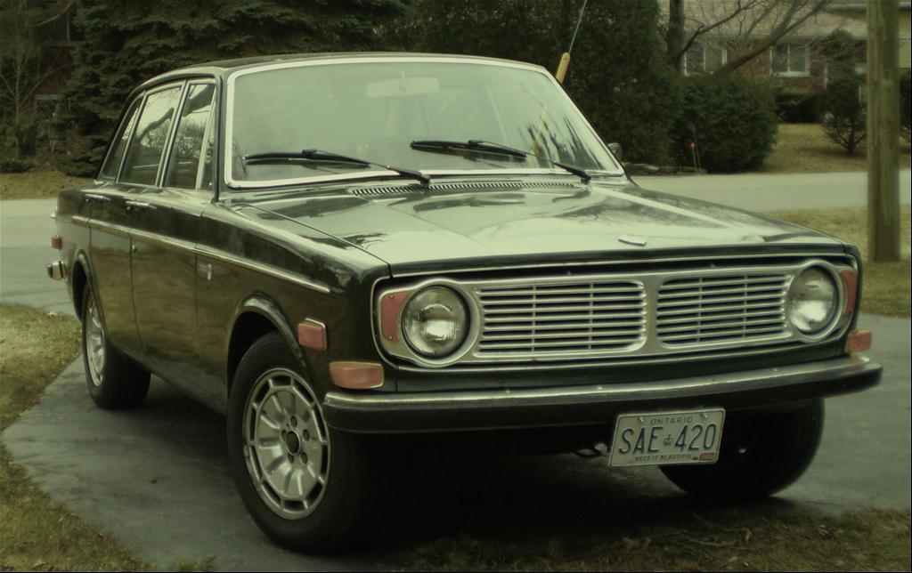 VOLVO 140