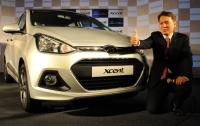 Hyndai launches “Xcent”, its new small passenger car for India