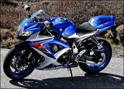 Suzuki GSX-R750