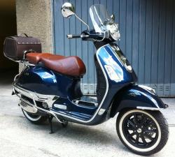 Vespa GTS