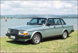 Volvo 200 Series