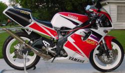 Yamaha TZR250