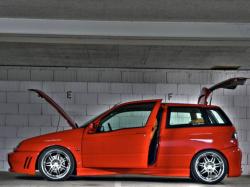 ALFA ROMEO 145 red