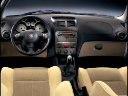 ALFA ROMEO 147 interior