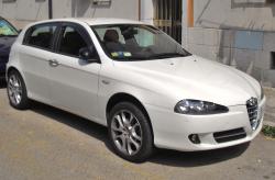 ALFA ROMEO 147 white