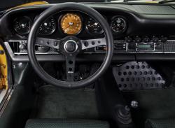 ALFA ROMEO 75 interior