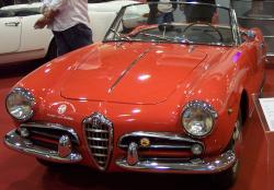 ALFA ROMEO GIULIETTA SPIDER brown