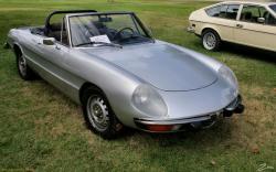 ALFA ROMEO SPIDER silver