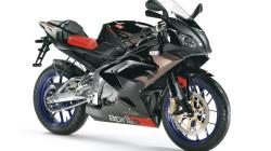 APRILIA 125 black